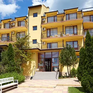 Yalta Complex 3* Napospart