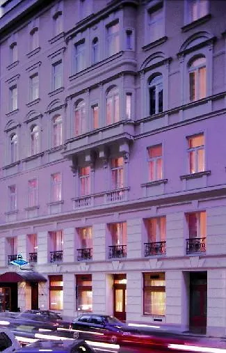 וינה Starlight Suiten Hotel Salzgries מלון דירות