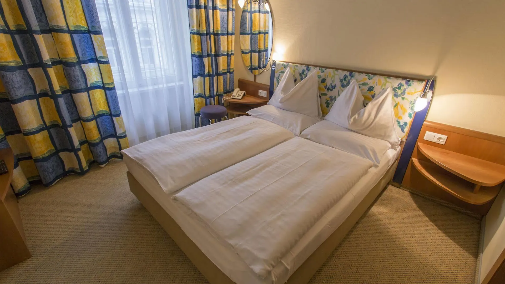 **** מלון דירות וינה Starlight Suiten Hotel Salzgries אוסטריה
